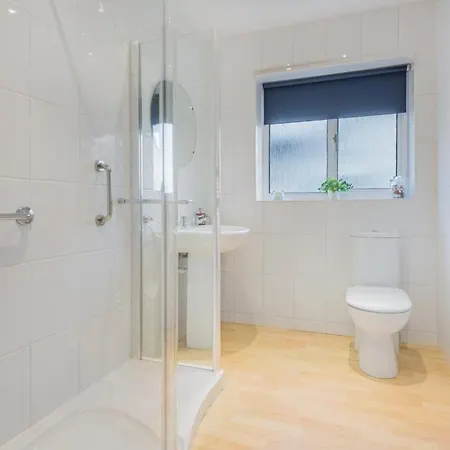 2 Bed In Sz071 Holiday home